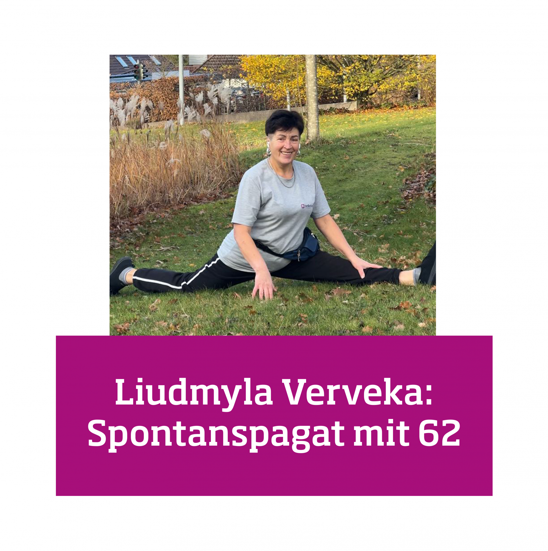 Frau macht im Rasen einen Spagat